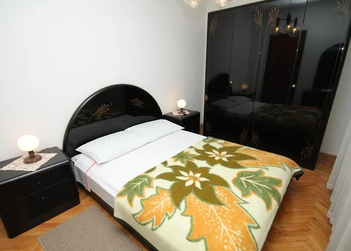 With Parking Space - 7681 Appartement