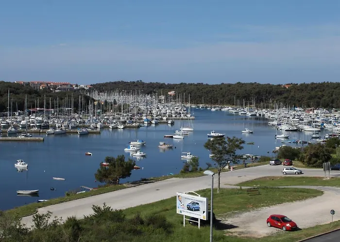 With Parking Space - 7681 Appartement