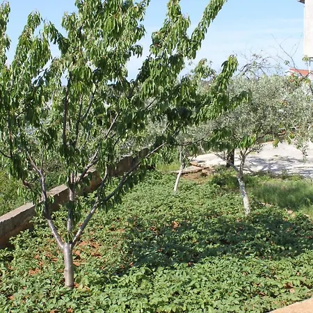 With Parking Space - 7681 Póla